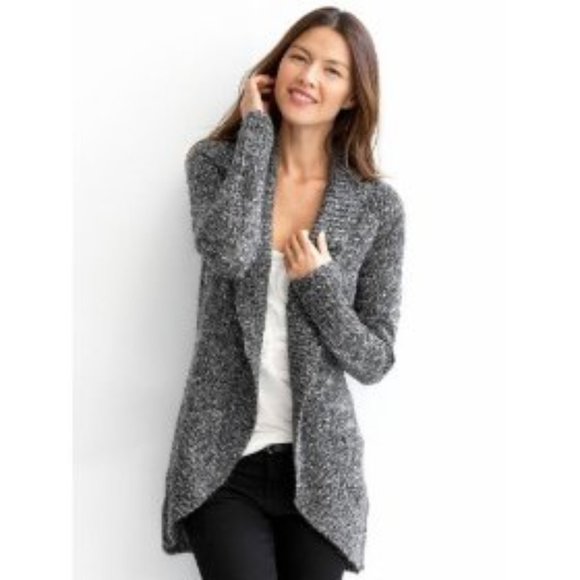 Banana Republic Sweaters - BANANA REPUBLIC RUFFLE SWEATER JACK…